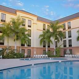 Wellness/fitness area Hampton Inn St Petersburg FL Fotos