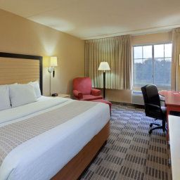 Camera La Quinta Inn & Suites Elmsford Fotos