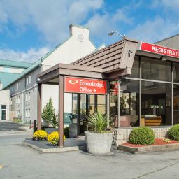 Econo Lodge By the Falls Cascate del Niagara