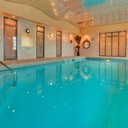 Piscine Holiday Inn Hotel & Suites OAKVILLE @ BRONTE Fotos