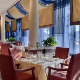 Restaurant Hilton MontrealLaval Fotos