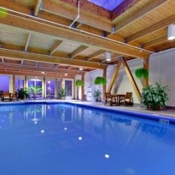 Pool Holiday Inn MONTREAL-LONGUEUIL Fotos