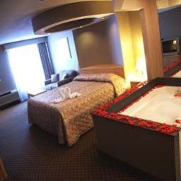 Camera Howard Johnson Hotel by the Falls Niagara Falls Fotos