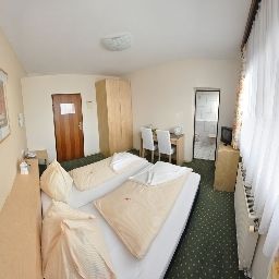Chambre Zlami-Holzer Fotos