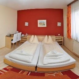 Chambre Zlami-Holzer Fotos