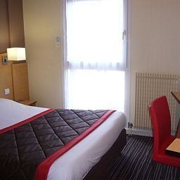 Room Kyriad Dijon Gare Fotos