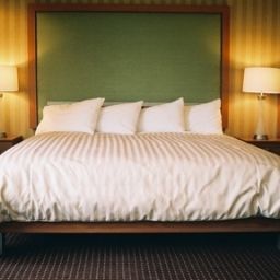Suite Executive Airport Plaza Richmo Fotos
