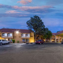 Vista esterna BEST WESTERN Airport Albuquerque InnSuites Hotel & Suites Fotos