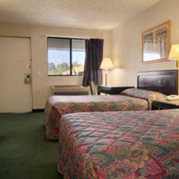 Room Days Inn Edison Fotos