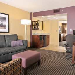 Suite Embassy Suites Des Moines Ia Fotos