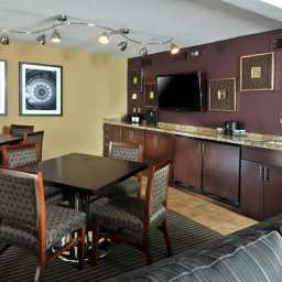Zimmer Embassy Suites Des Moines Ia Fotos