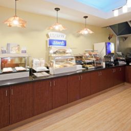 Restaurant Holiday Inn Express Hotel & Suites BERKELEY Fotos