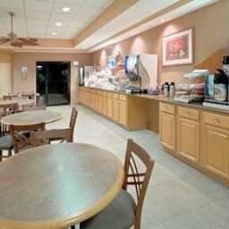 Restaurant Holiday Inn Express CLERMONT Fotos