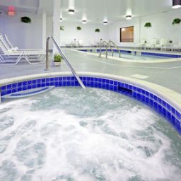 Бассейн Holiday Inn Express Hotel & Suites EAST GREENBUSH(ALBANY-SKYLINE) Fotos