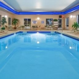 Pool Holiday Inn Express Hotel & Suites GREENVILLE-I-85 & WOODRUFF RD Fotos