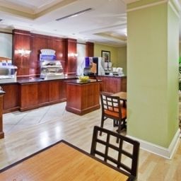 Restaurant Holiday Inn Express Hotel & Suites GREENVILLE-I-85 & WOODRUFF RD Fotos