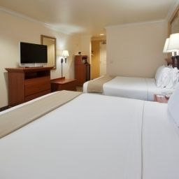 Camera Holiday Inn Express Hotel & Suites SANTA CLARA Fotos