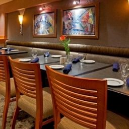Restaurant NY - WOLF ROAD Holiday Inn ALBANY Fotos
