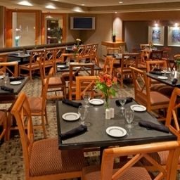 Restaurant NY - WOLF ROAD Holiday Inn ALBANY Fotos