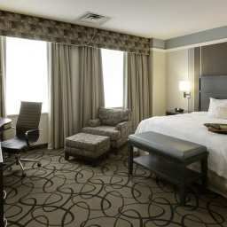 Room Hampton Inn  Suites BuffaloDowntown Fotos