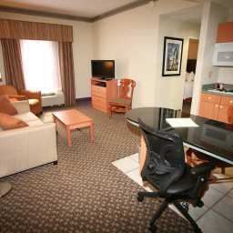 Suite Hampton Inn  Suites OrlandoEastUCF Fotos