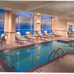 Piscina Hampton Inn Stes MEM at Beale Fotos