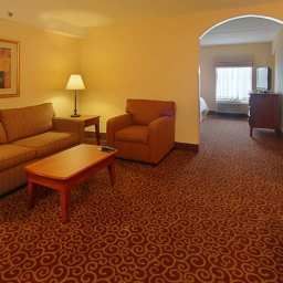 Suite Hampton Inn PittsburghMcKnight Rd Fotos