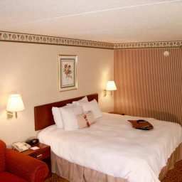 Camera Hampton Inn PittsburghMcKnight Rd Fotos