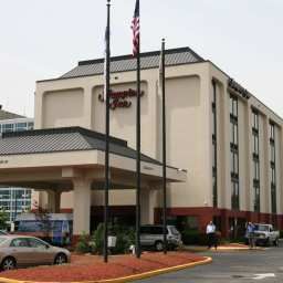 Vista esterna Hampton Inn NewarkAirport NJ Fotos