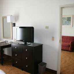 Suite Hampton Inn  Suites North Toledo Ohio Fotos
