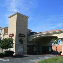 Exterior view Hampton Inn & Suites San Jose Fotos