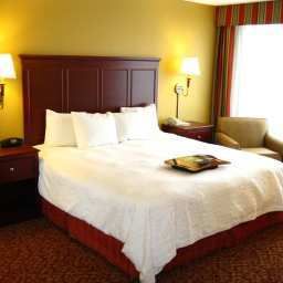 Room Hampton Inn  Suites WilliamsburgRichmond Rd Fotos
