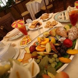 Sala de desayuno La Bussola Hotel Tropea Calabria Fotos