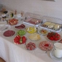 Buffet Refrather Hof Fotos