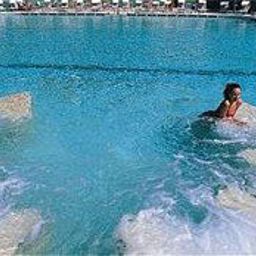 Basen Grotta Giusti Resort Golf & Spa Fotos
