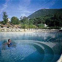 Basen Grotta Giusti Resort Golf & Spa Fotos