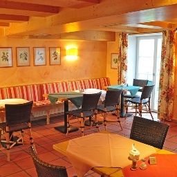 Frühstücksraum Schloss Buttenheim Landhotel Fotos