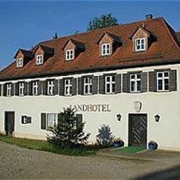 Außenansicht Schloss Buttenheim Landhotel Fotos