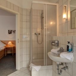  Filmhotel Lili Marleen Fotos