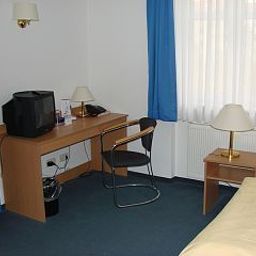 Zimmer Filmhotel Lili Marleen Fotos