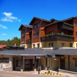 Außenansicht Kryształ Conference & Spa Fotos
