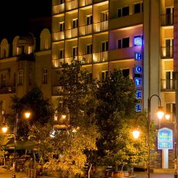 Vista exterior BEST WESTERN Hotel Turist Fotos