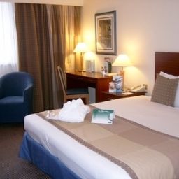 Camera Holiday Inn LONDON - SUTTON Fotos