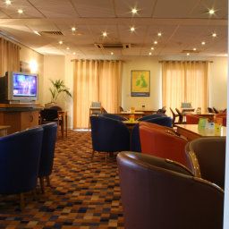 Холл Holiday Inn Express MANCHESTER - EAST Fotos