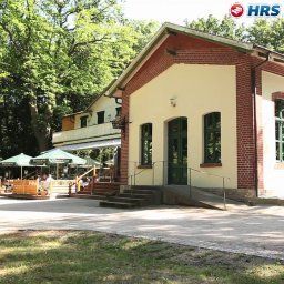 Vista esterna Kurhaus Devin Fotos