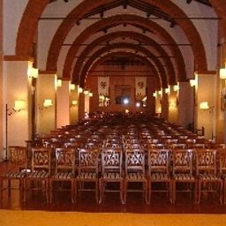 Sala congressi Castello dell Oscano Fotos