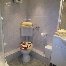 Badezimmer Goldenes Lamm Fotos