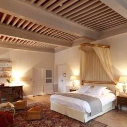 Room Hostellerie de l Abbaye de la Celle Chateaux et Hotels Collection Fotos