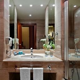 Bathroom Eurostars Gran Madrid Fotos