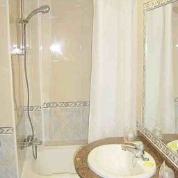 Camera da bagno Club Els Pins Fotos